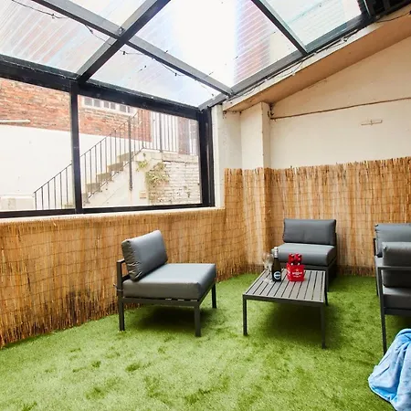 Apartment The Exquisite Gems Of Central Whitby - The Only Garden Terrace - 2 Apartments Whitby